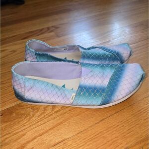Toms Mermaid Espadrilles Womans Size 8